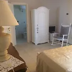 Pesciolino Rosso Bed & Breakfast 3*