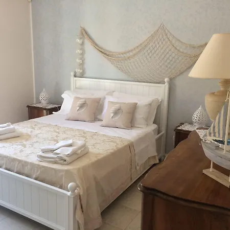 Oda ve Kahvaltı Pesciolino Rosso