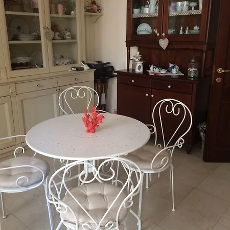 Oda ve Kahvaltı Pesciolino Rosso