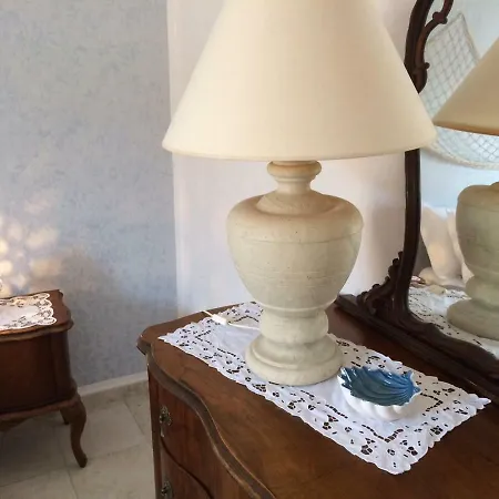 Oda ve Kahvaltı Pesciolino Rosso