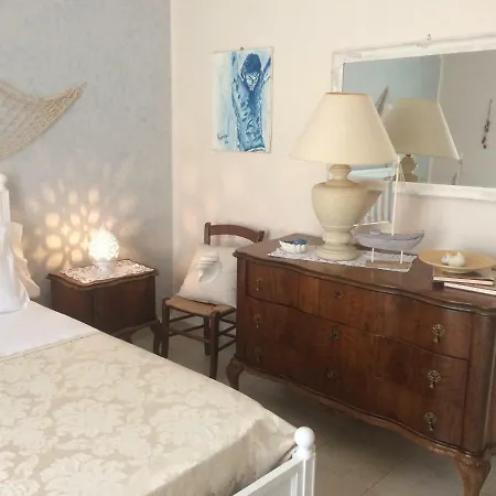 Pesciolino Rosso Oda ve Kahvaltı 3*