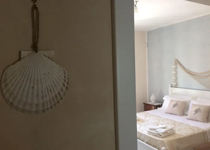 Oda ve Kahvaltı Pesciolino Rosso Gallipoli