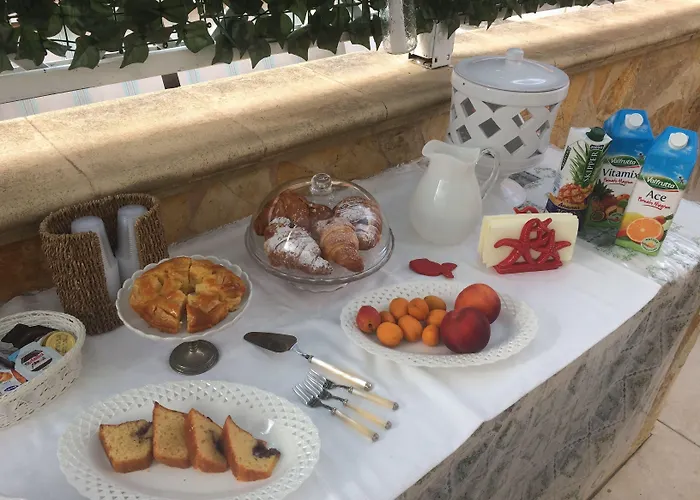 Oda ve Kahvaltı Pesciolino Rosso