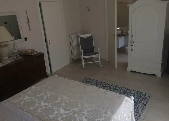 Oda ve Kahvaltı Pesciolino Rosso